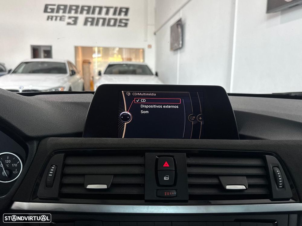 BMW 328 i Auto Pack M - 18