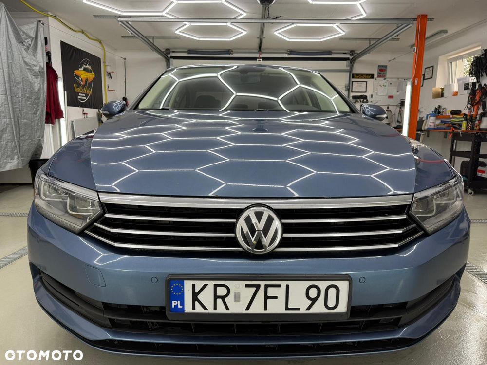 Volkswagen Passat 2.0 TDI BMT Comfortline - 4