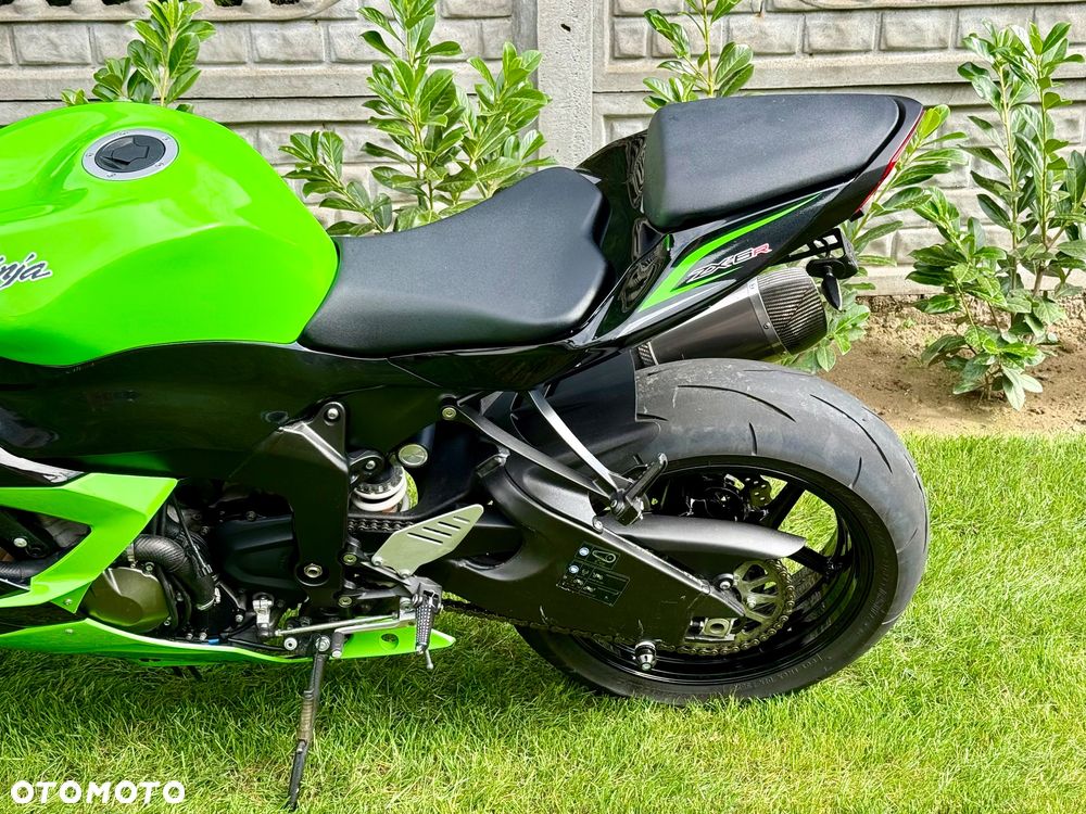 Kawasaki ZXR - 22