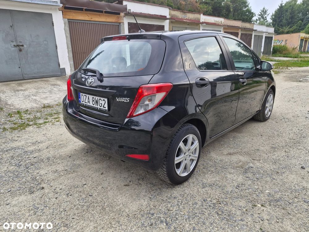 Toyota Yaris 1.33 Prestige - 5