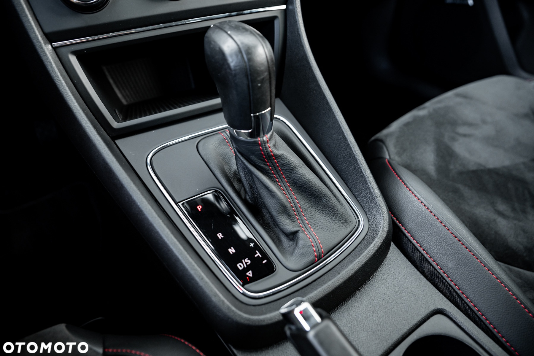 Seat Leon ST 1.4 TSI ACT Start&Stop DSG FR - 37