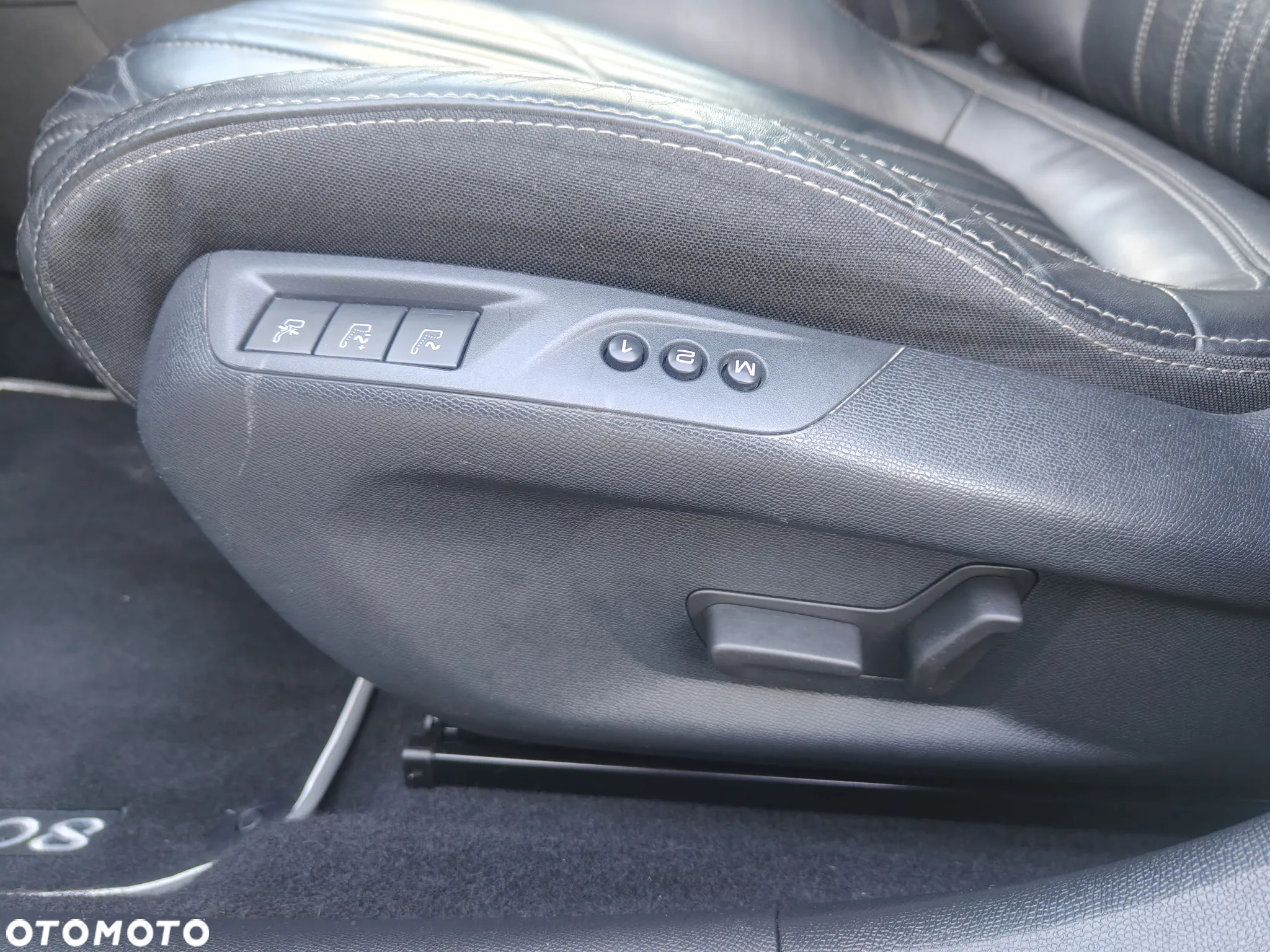 Peugeot 308 SW BlueHDi 150 Automatik Stop & Start Allure - 28