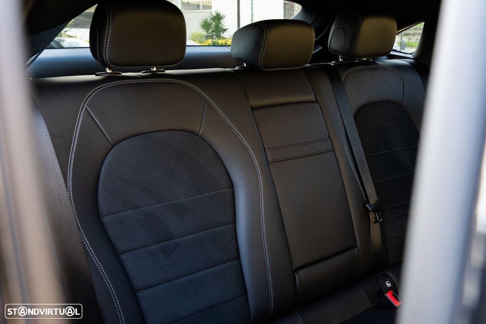 Mercedes-Benz GLC 220 d 4Matic 9G-TRONIC AMG Line - 46