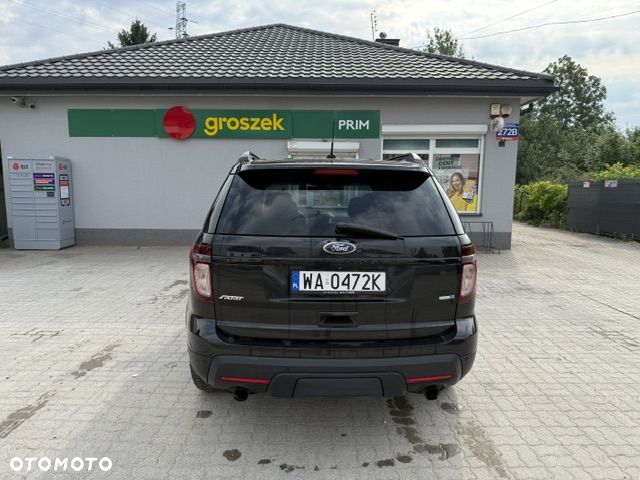 Ford Explorer - 11