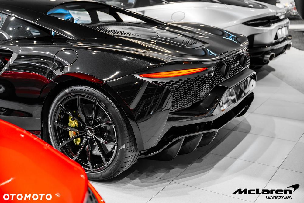 McLaren Artura - 7