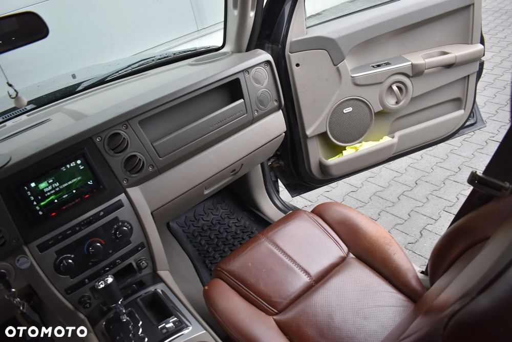 Jeep Commander - 13
