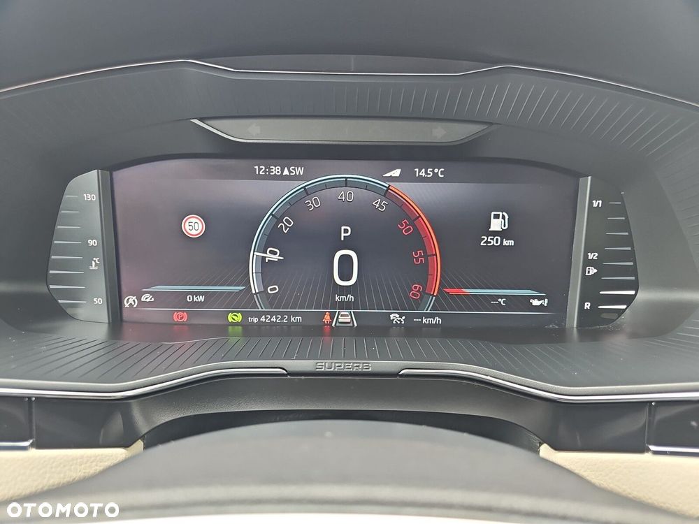 Skoda Superb 2.0 TDI SCR L&K DSG - 20