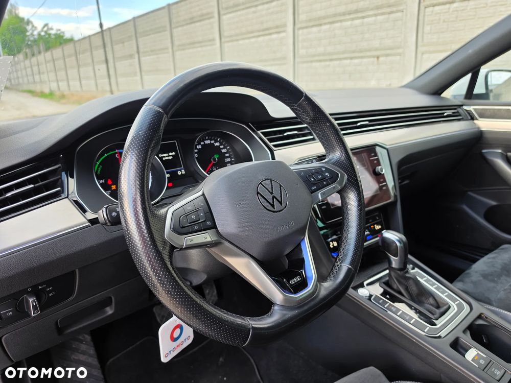 Volkswagen Passat Variant 1.4 TSI Plug-In Hybrid GTE DSG - 9