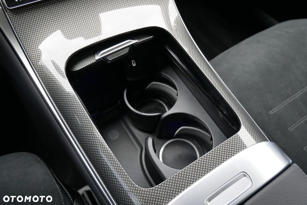 Mercedes-Benz GLC - 16