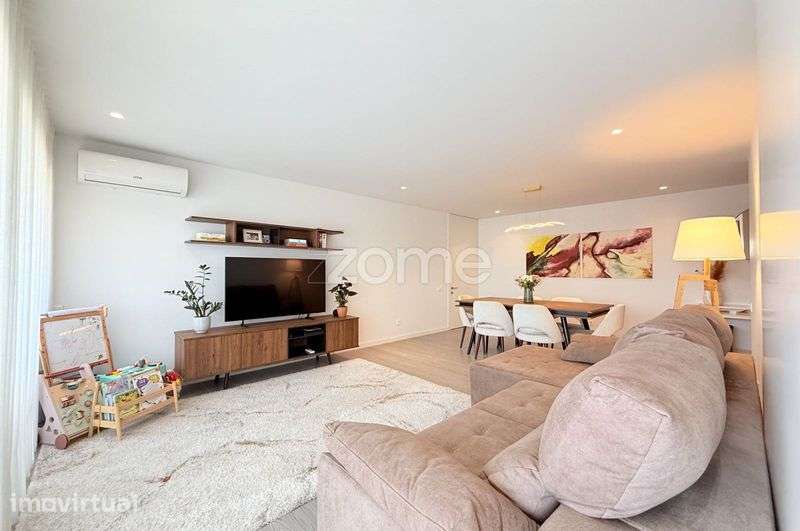Apartamento T3 - Semi-novo V.N.Famalicão - Grande imagem: 3/9