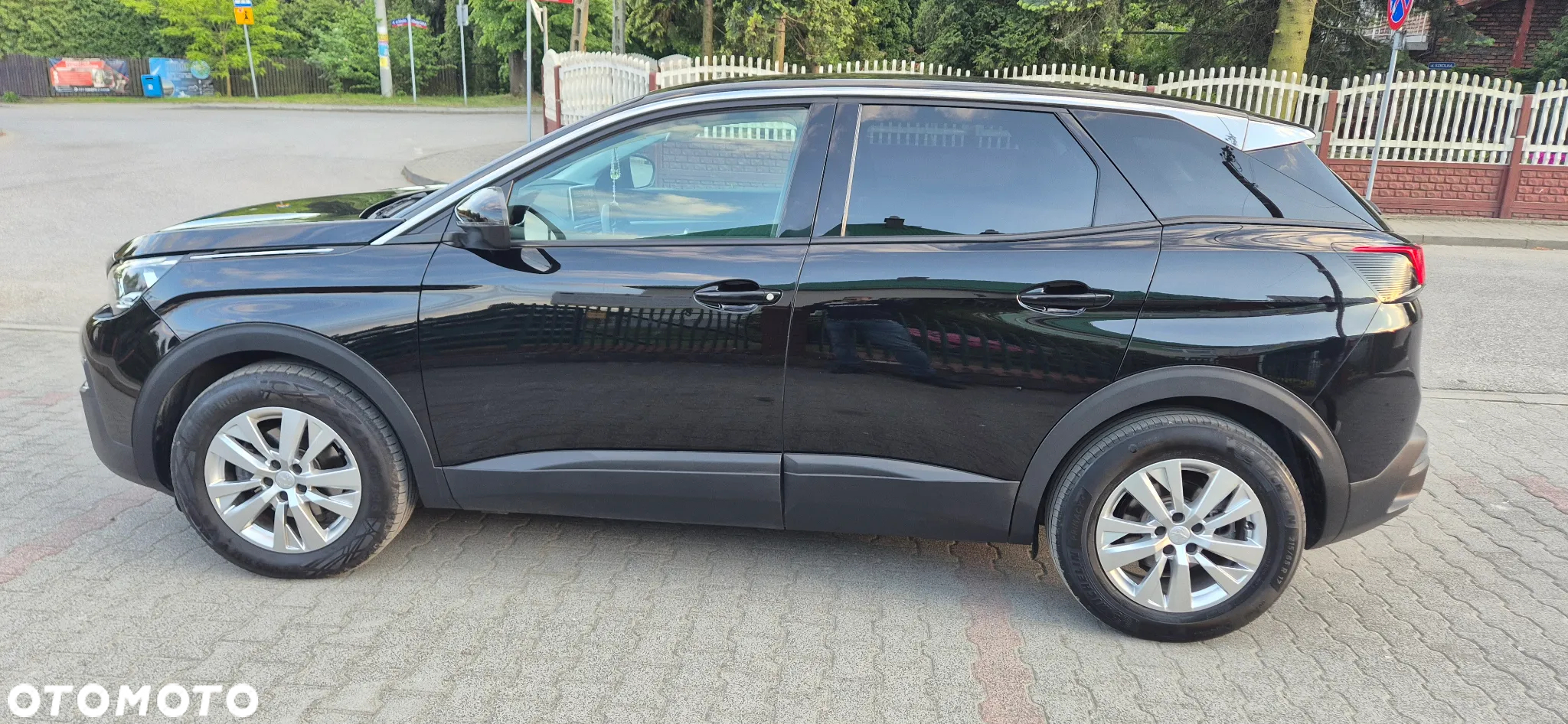 Peugeot 3008 1.5 BlueHDi Active S&S EAT8 - 14
