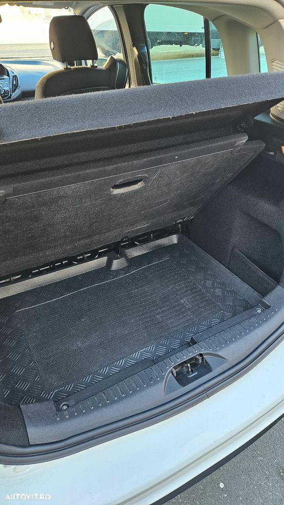 Ford B-Max 1.6 TDCi DPF Titanium - 7