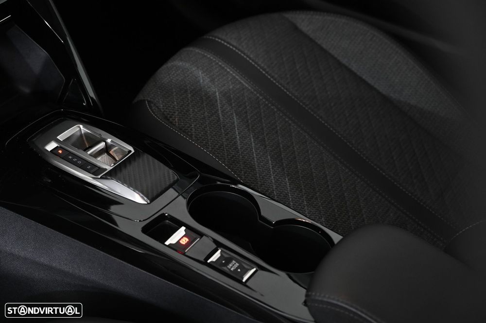 Peugeot 208 1.2 Hybrid Allure e-DCS6 - 20