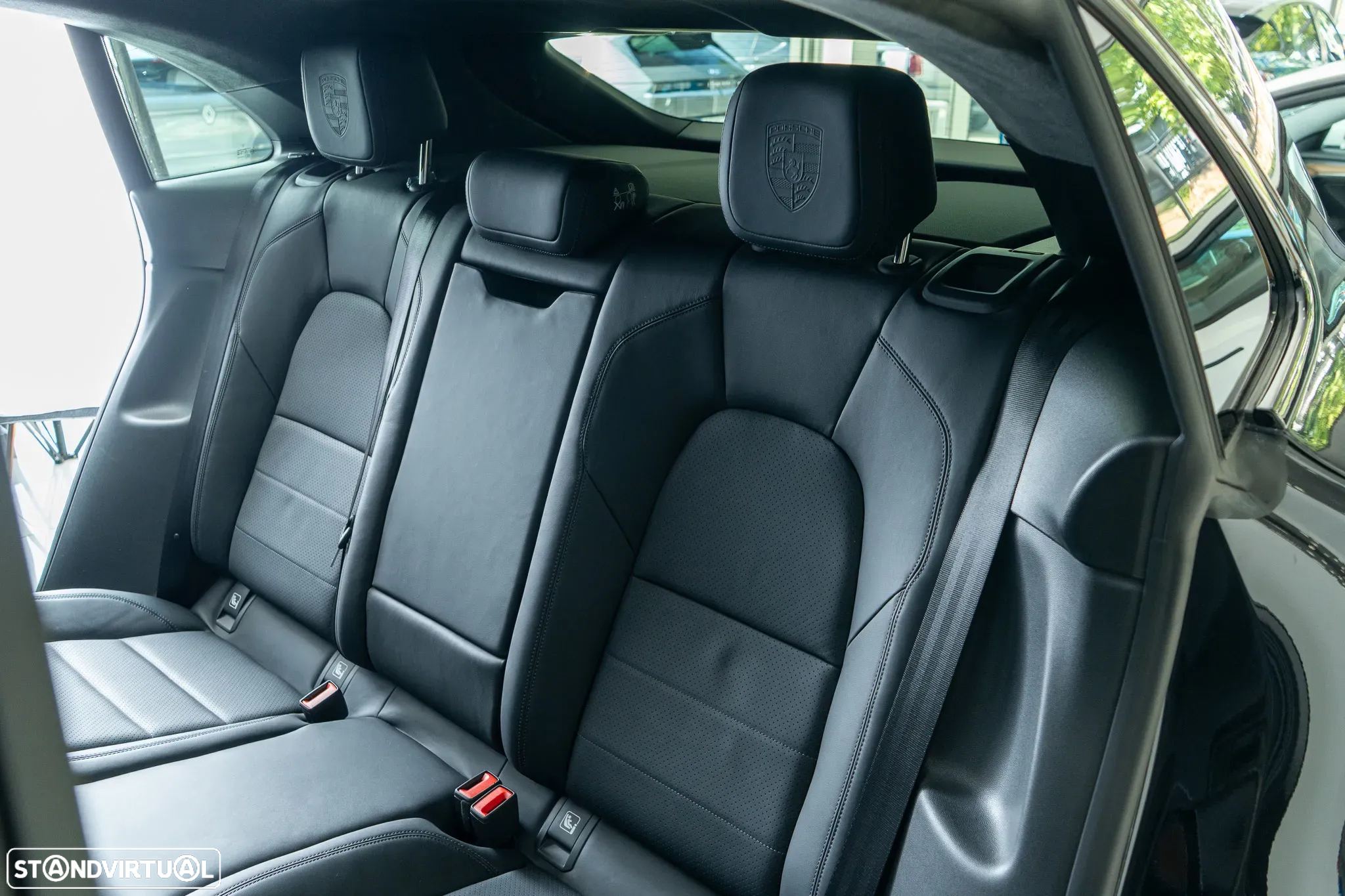 Porsche Macan Electric Turbo - 28