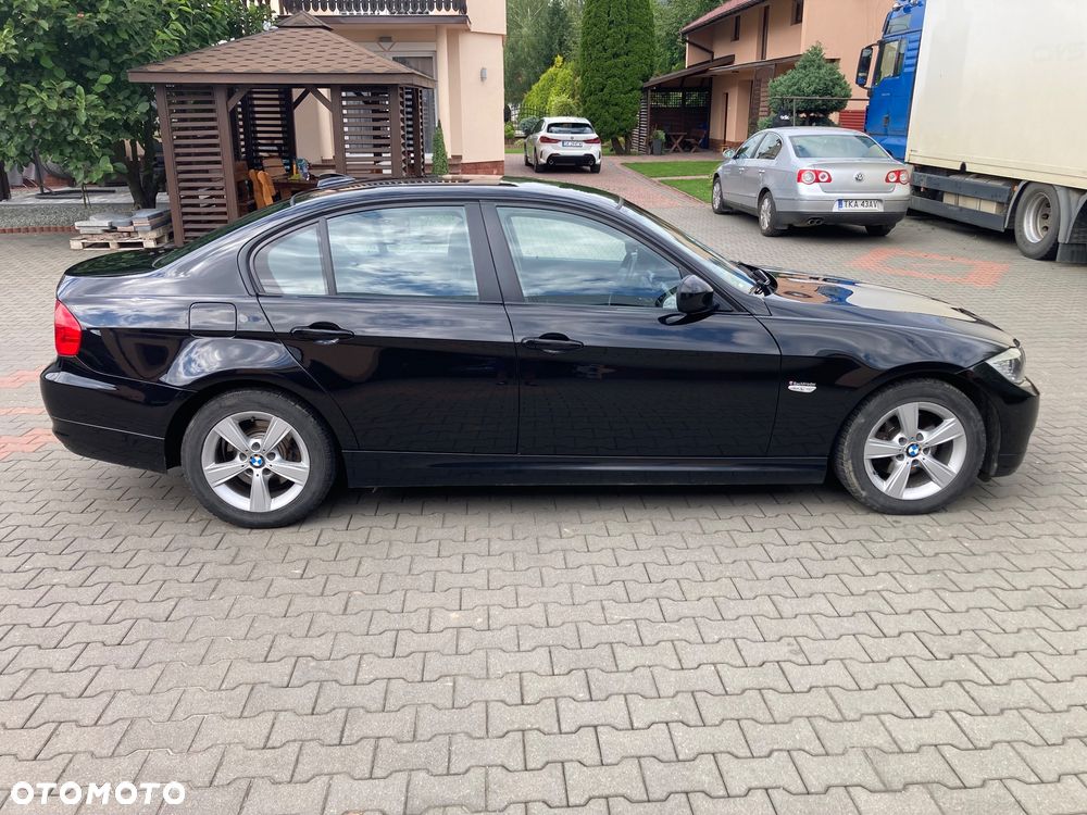 BMW Seria 3 318d DPF - 3