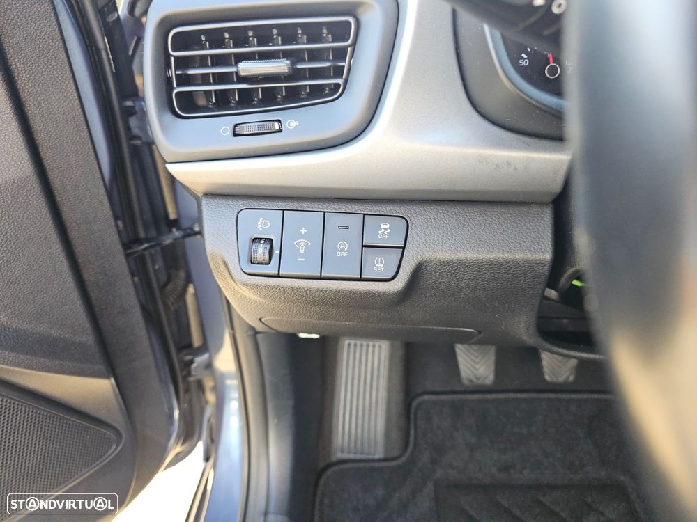 Kia Rio 1.2 CVVT Urban - 21