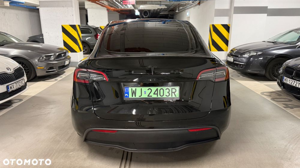 Tesla Model Y Performance AWD - 6