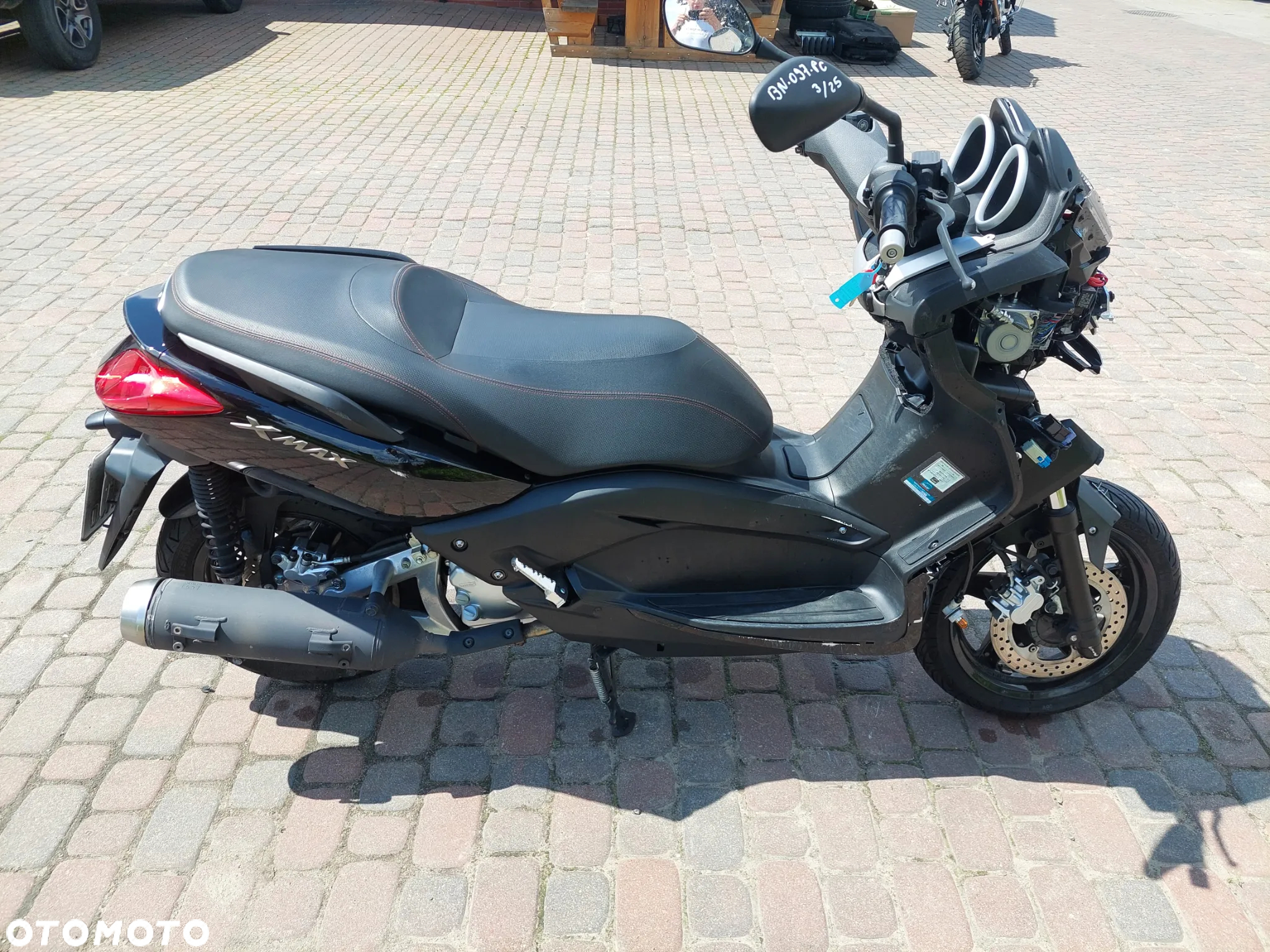Yamaha X-max - 6