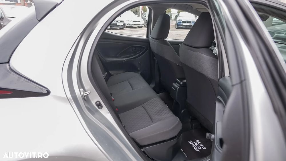 Toyota Yaris - 26