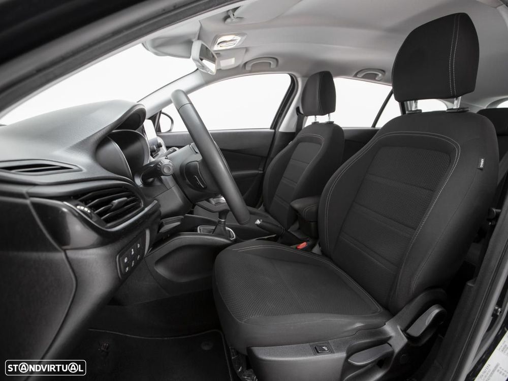 Fiat Tipo Station Wagon 1.3 Multijet Life — fotografia 8