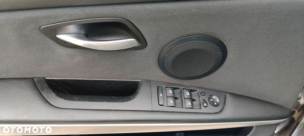 BMW Seria 3 318d - 20