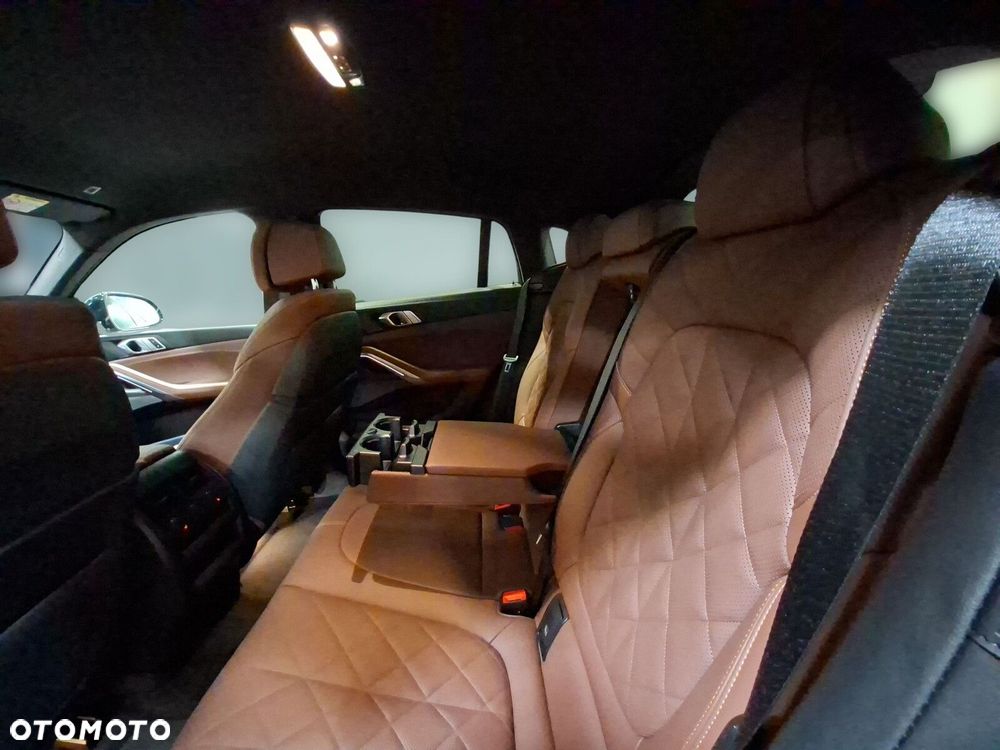 BMW X6 - 18