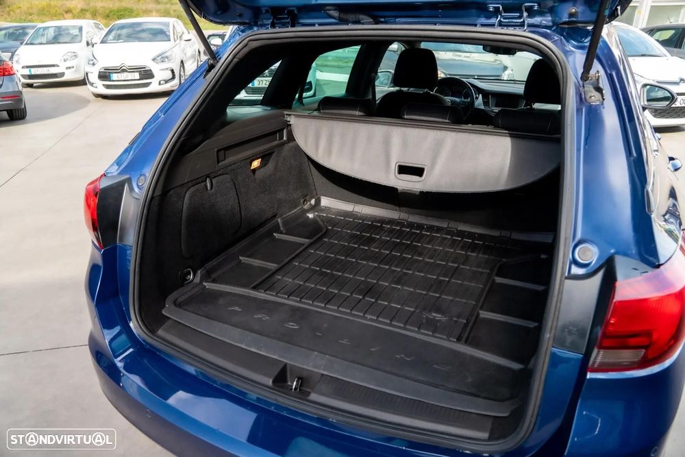Opel Astra Sports Tourer 1.2 T Elegance - 14