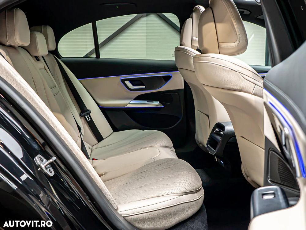 Mercedes-Benz E 220 d 9G-TRONIC AMG Line NIGHT Edition - 15