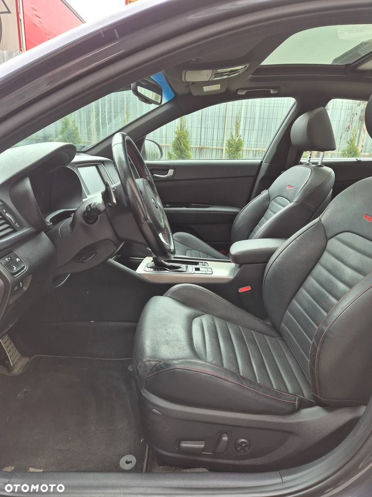 Kia Optima - 19