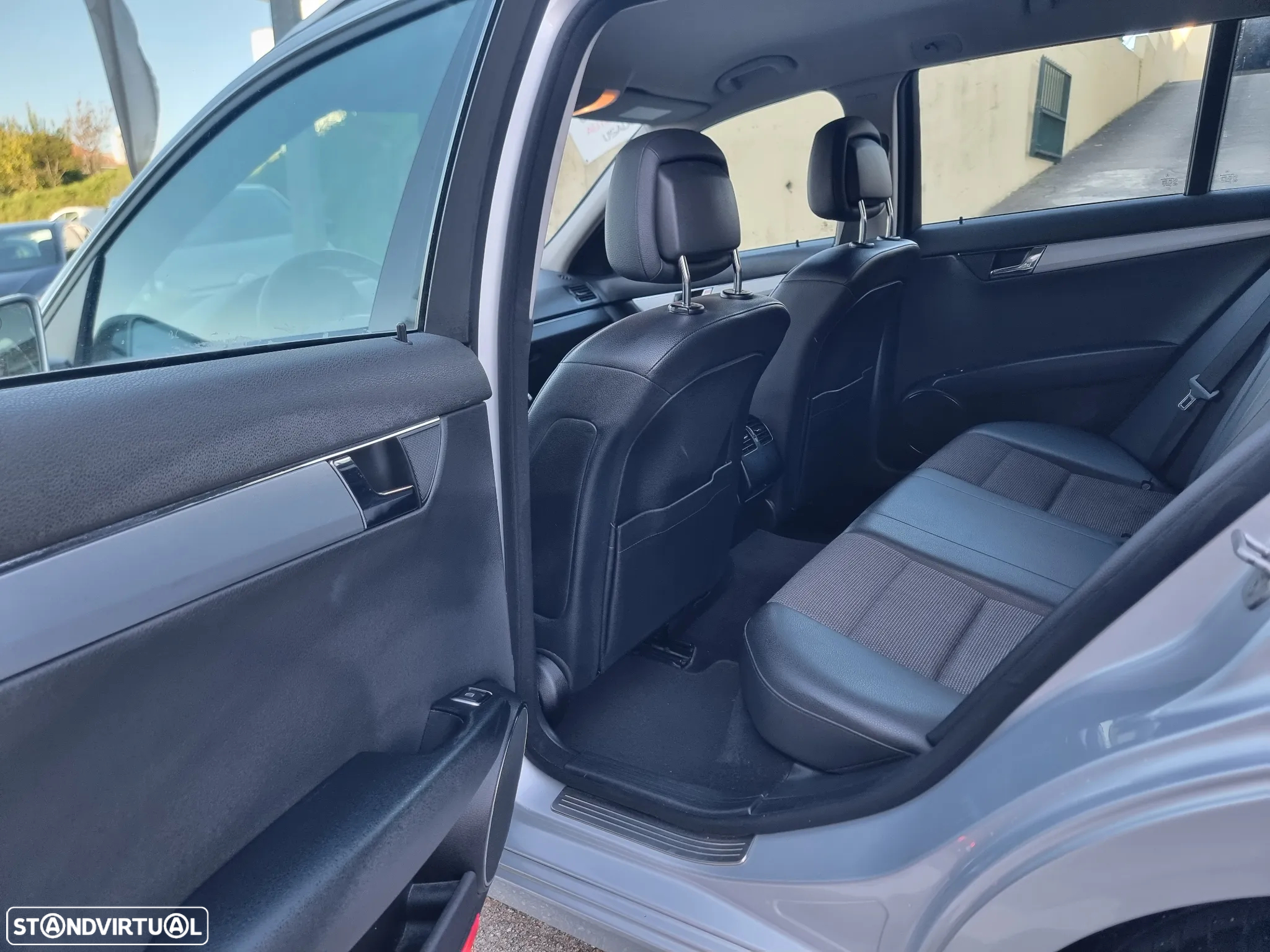 Mercedes-Benz C 220 CDi Avantgarde BlueEfficiency - 16