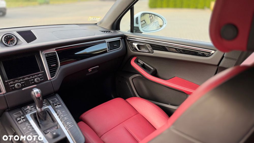 Porsche Macan S - 19
