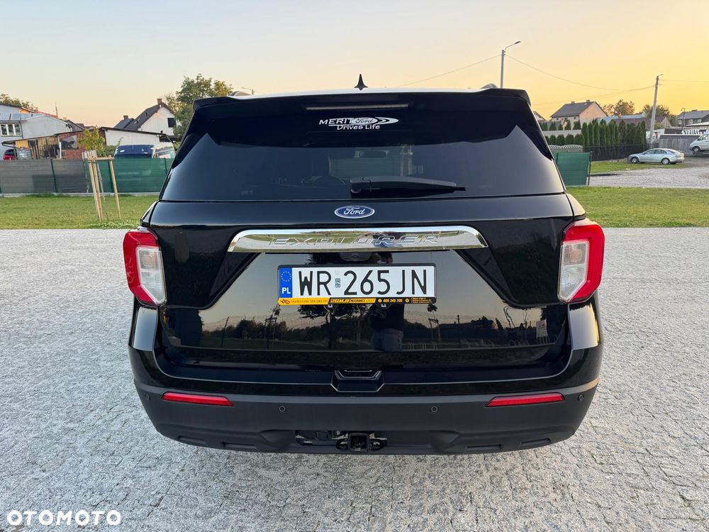 Ford Explorer - 8