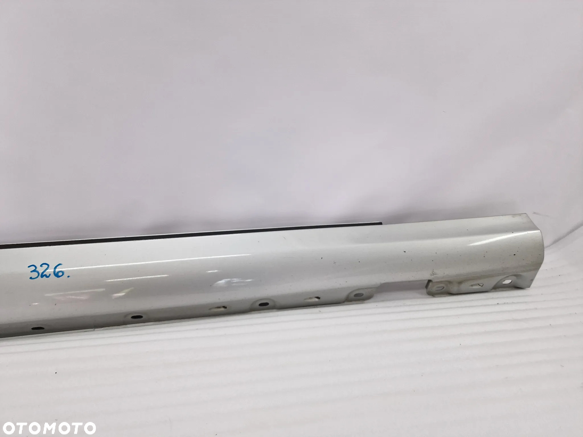 MERCEDES W203 C-KLASSA 98- PRAWA LISTWA PROGOWA / NAKŁADKA PROGU , NR A2036900840 , NR AUKCJI PR326 - 4