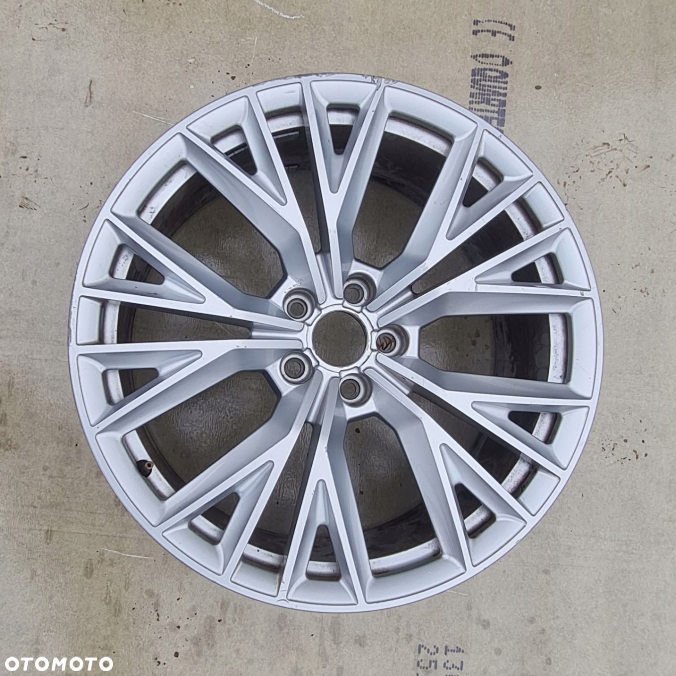AUDI A7 4G8 FELGA 4G8601025AT - 1
