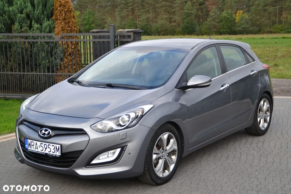 Hyundai i30 i30cw 1.6 Fifa World Cup Edition - 6