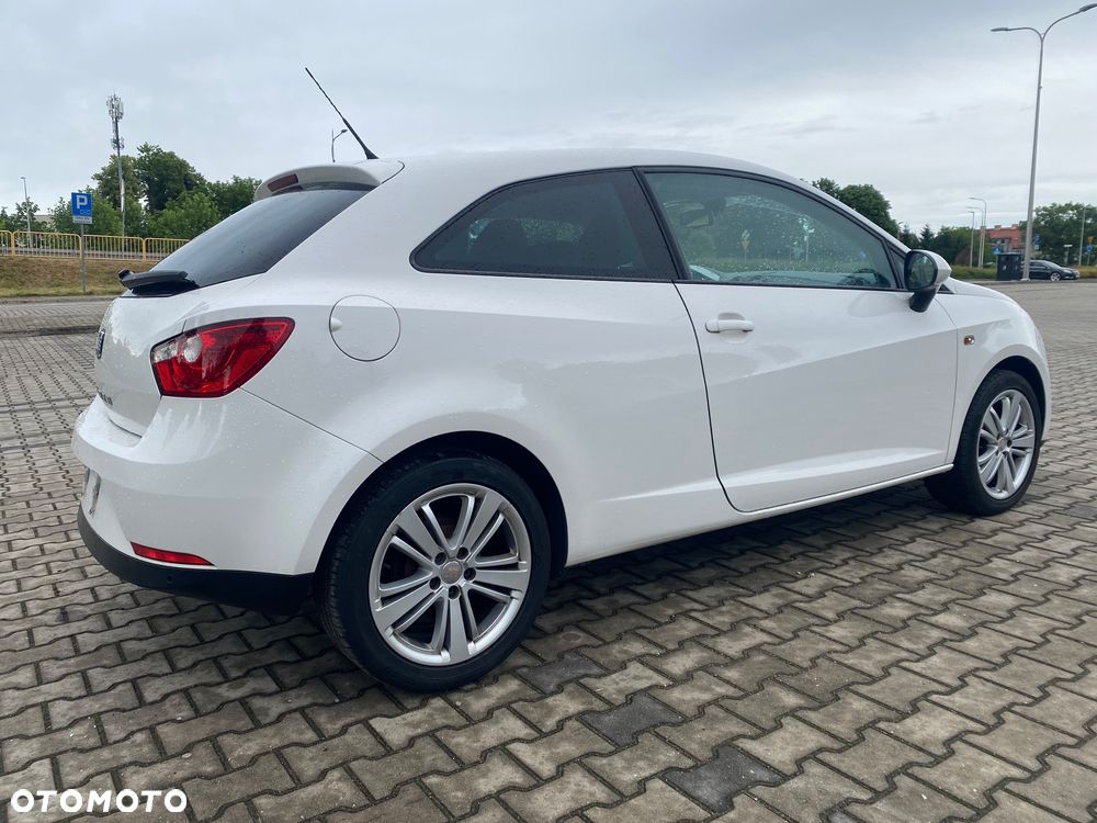 Seat Ibiza SC 1.4 16V Entry - 4