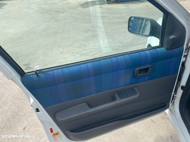 FORRA PORTA FRONTAL ESQUERDA FIAT PUNTO 1998 - 1