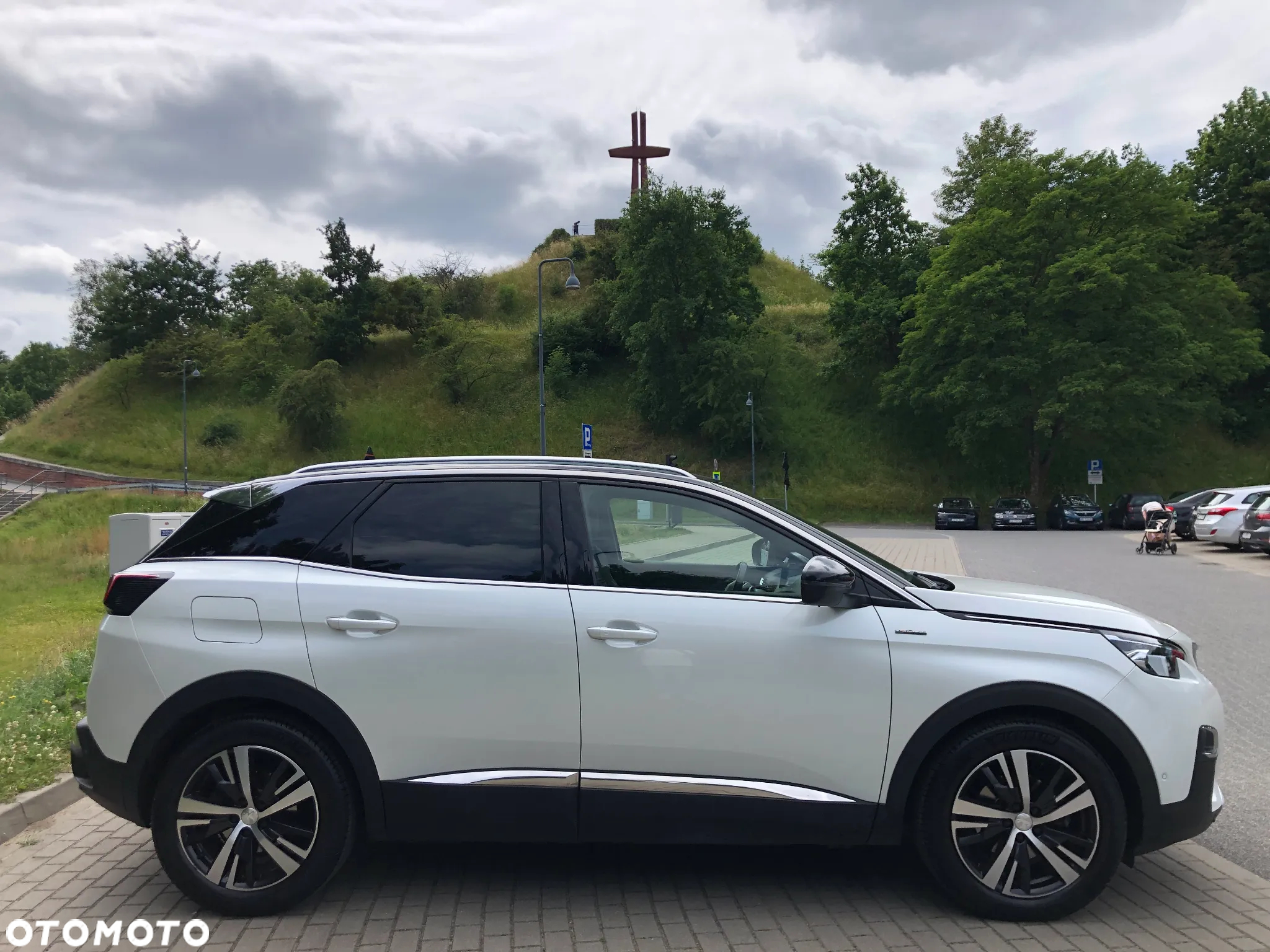 Peugeot 3008 1.5 BlueHDi GT S&S EAT8 - 5