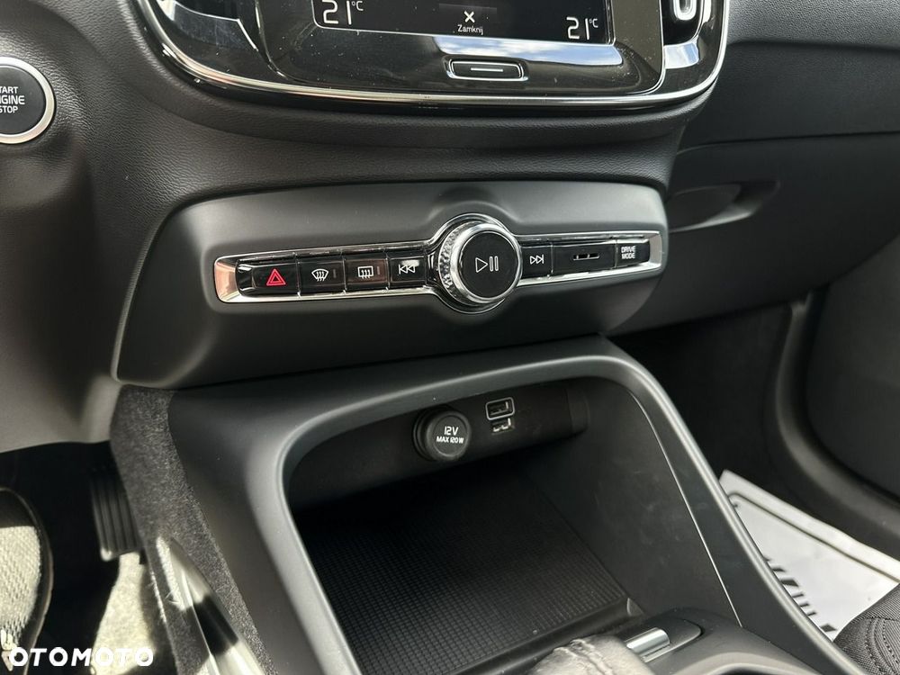 Volvo XC 40 - 26