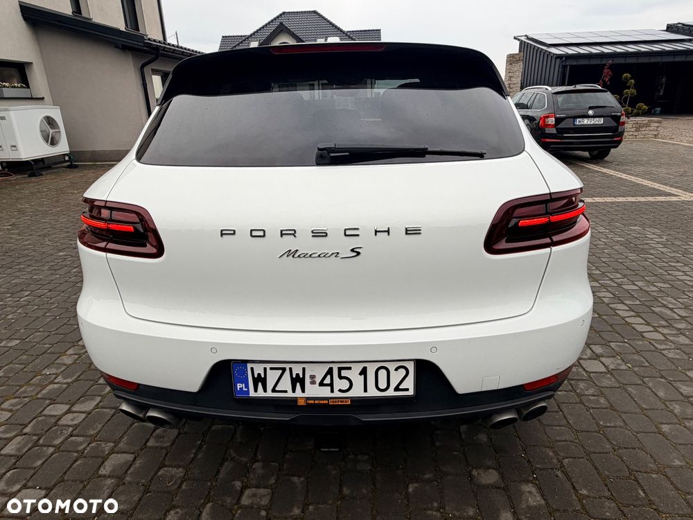 Porsche Macan S - 10