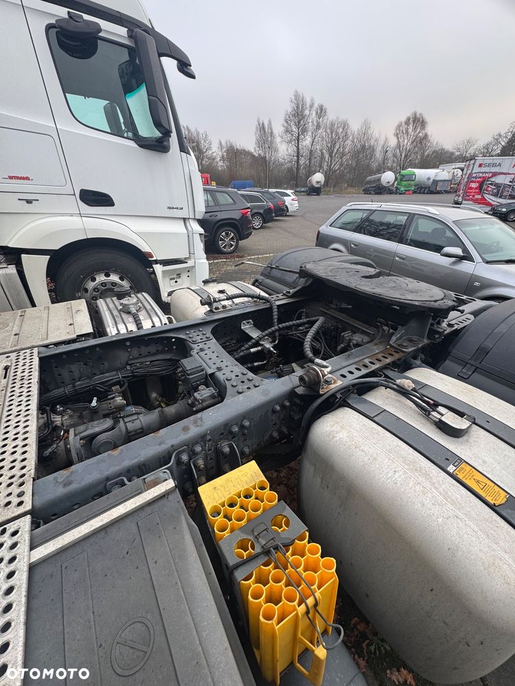 Mercedes-Benz Actros - 5