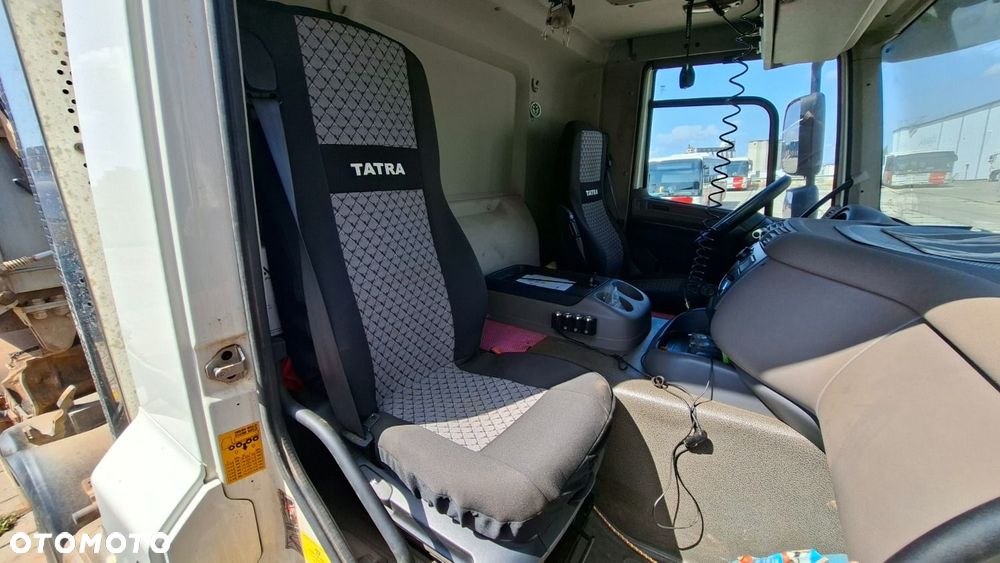 Tatra Phoenix T 158 8X8 - 33