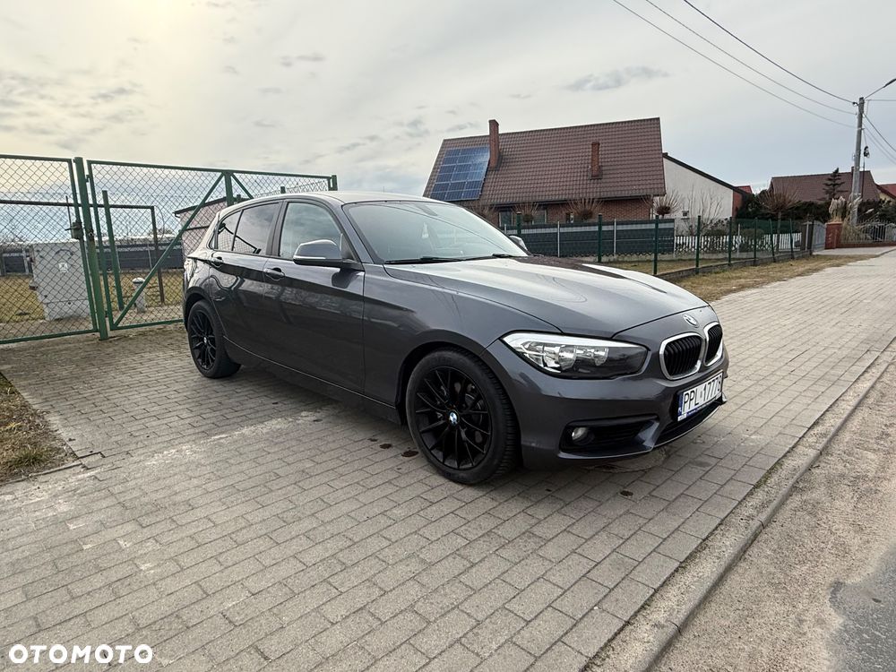 BMW Seria 1 120i - 8