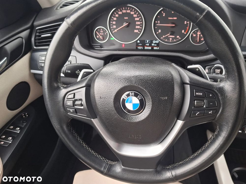 BMW X3 xDrive20d - 32