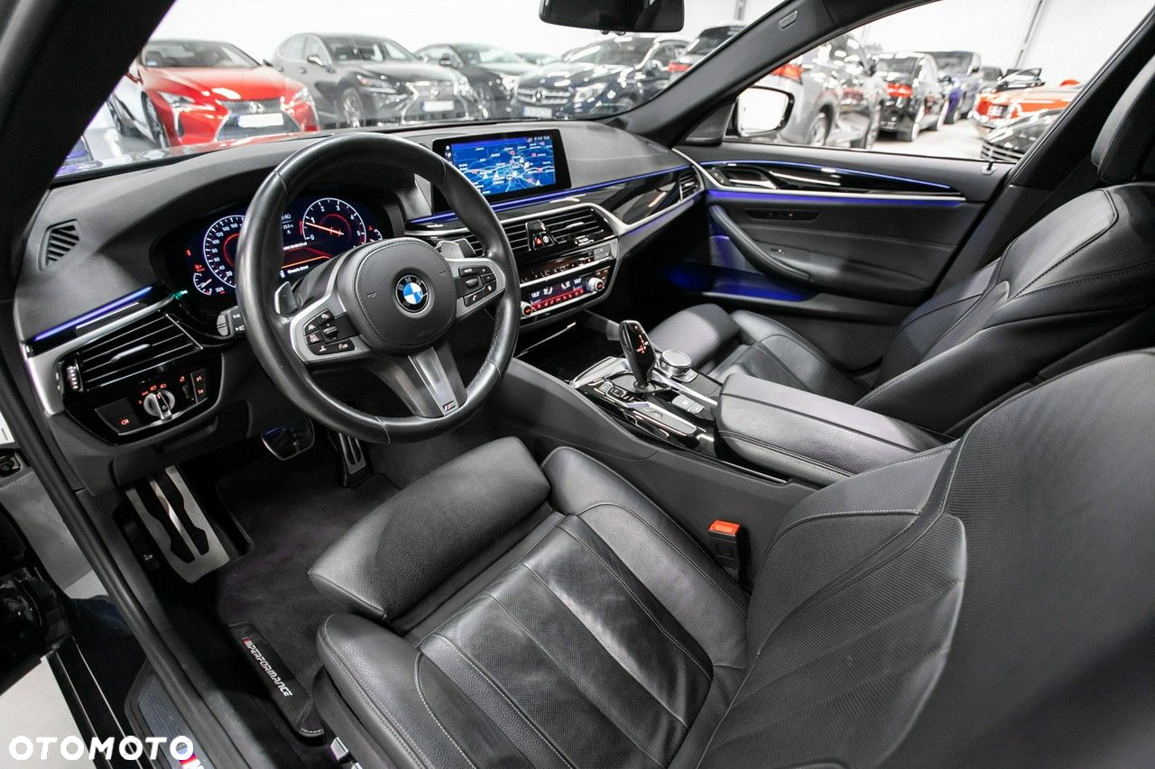 BMW Seria 5 M550d xDrive - 22