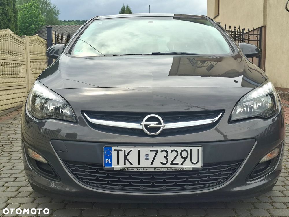 Opel Astra 1.6 Exklusiv - 11