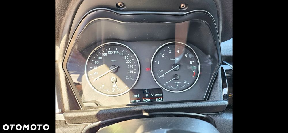 BMW Seria 2 218i - 8