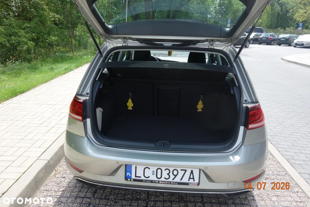 Volkswagen Golf 1.4 TSI BMT Comfortline - 21