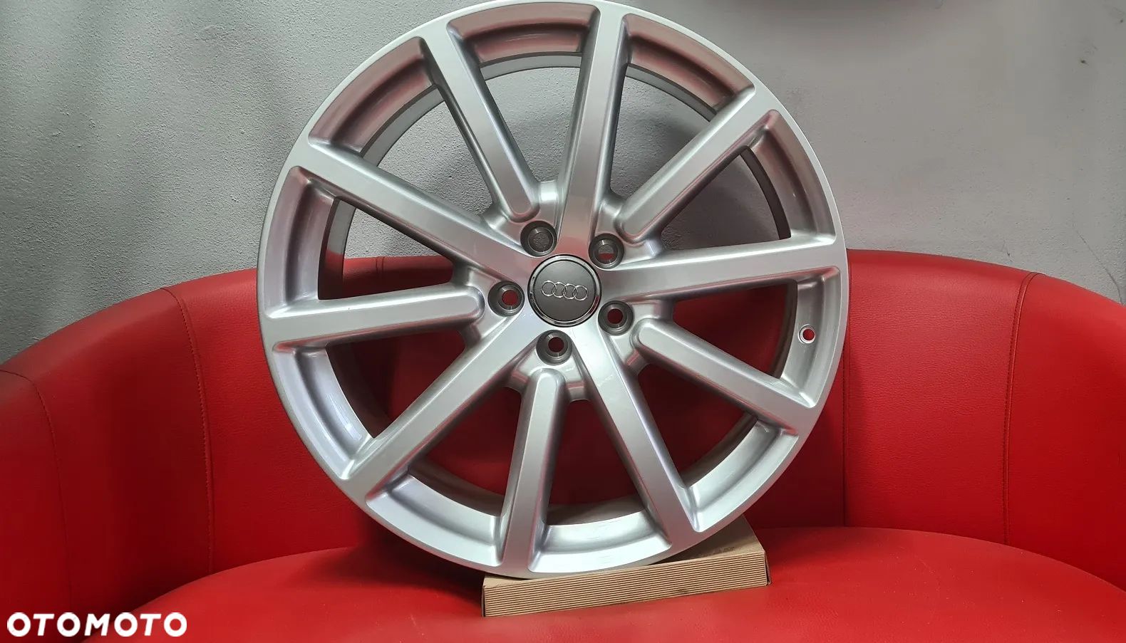 Felgi aluminiowe AUDI 5x112r20 et33 srebrne NOWE!!! - 1