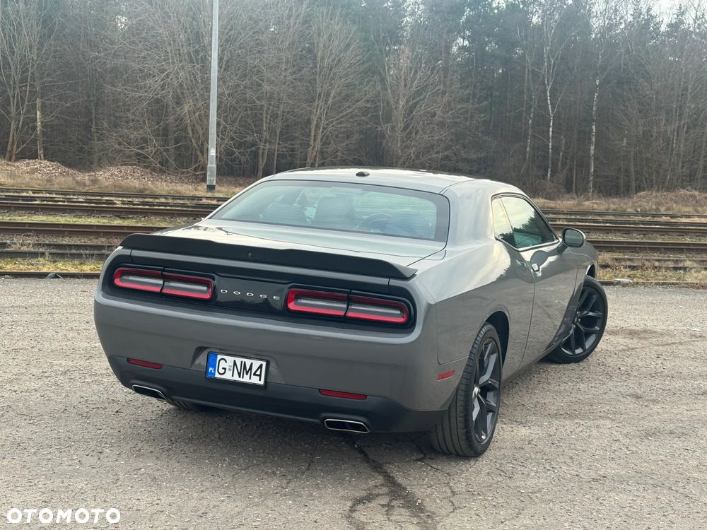 Dodge Challenger 3.6 SXT - 10